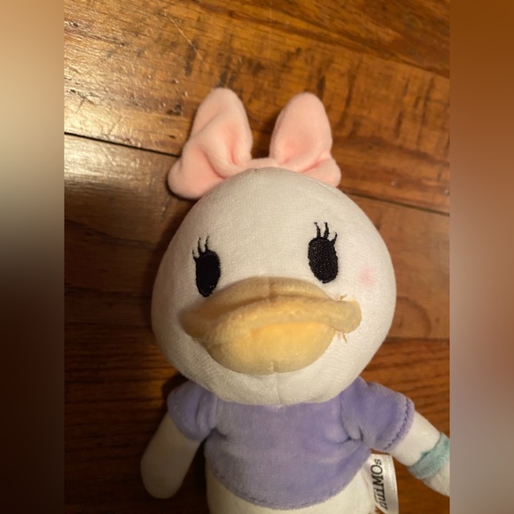 Daisy Duck Nuimo - Picture 3 of 4